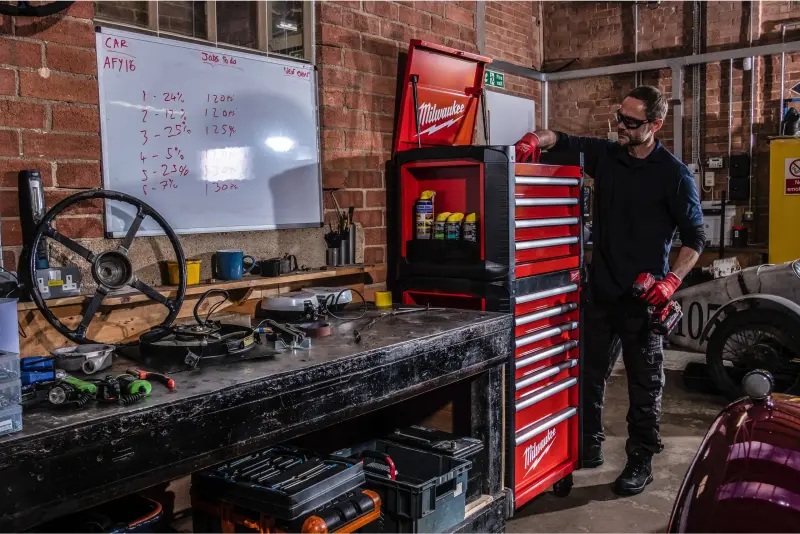 SRC30/7-2 OCELOVÁ SKŘÍŇ NA KOLÍŠKÁCH ŠEDÁ, MI4932500742